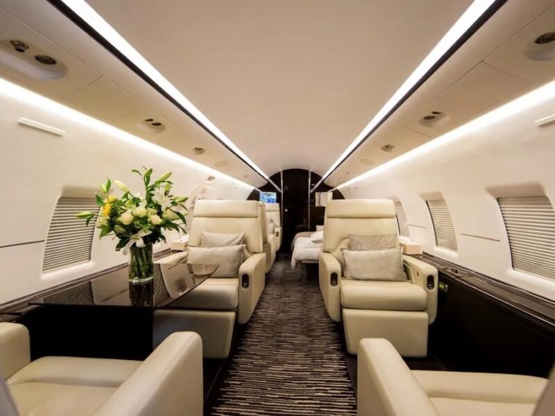 2004 Bombardier Challenger 604