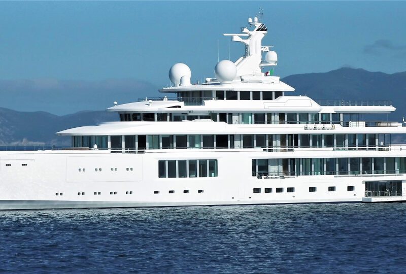 Luminosity Megayacht