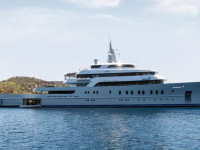 VICTORIOUS Yacht